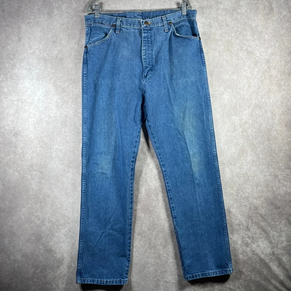 Wrangler Cowboy Cut Jeans Men Size 36X30 Medium Wash Straight 13MWZPW Cowboy